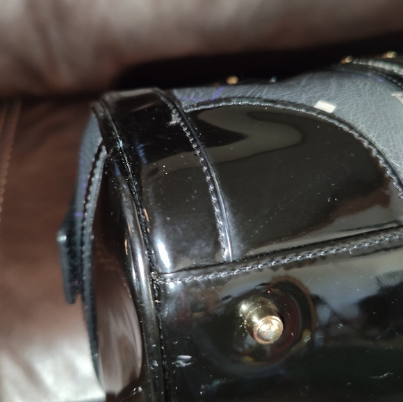 Elcanto Boston type top handle bag - Picture 6 of 13